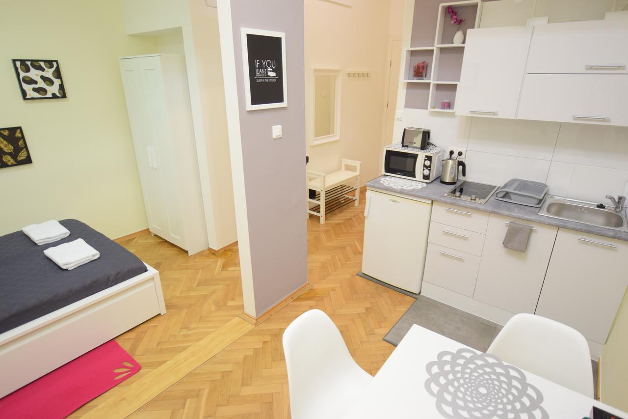 Elegant Apartment Copernicus Varşovia Exterior foto