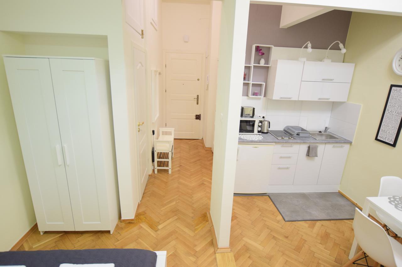 Elegant Apartment Copernicus Varşovia Exterior foto